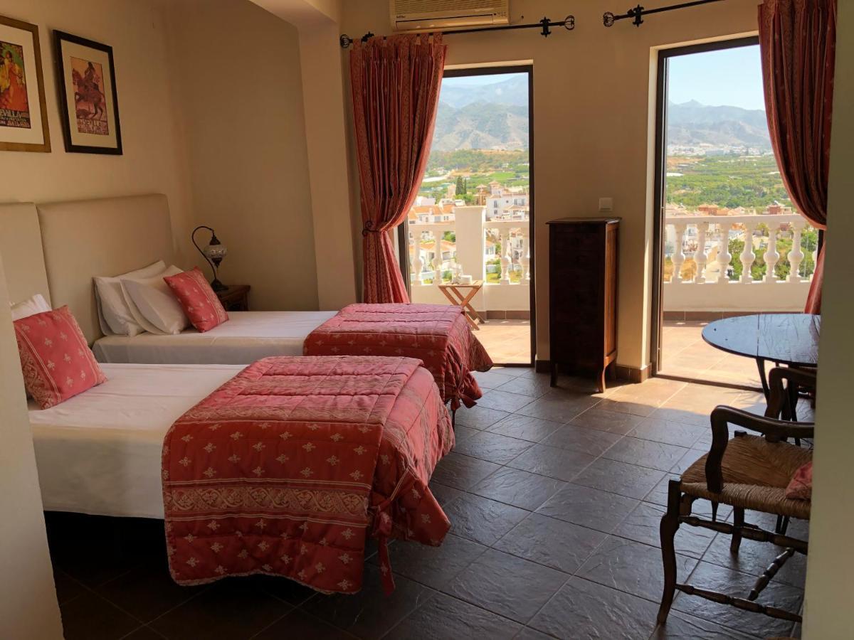 Hostal Avalon Nerja Ngoại thất bức ảnh