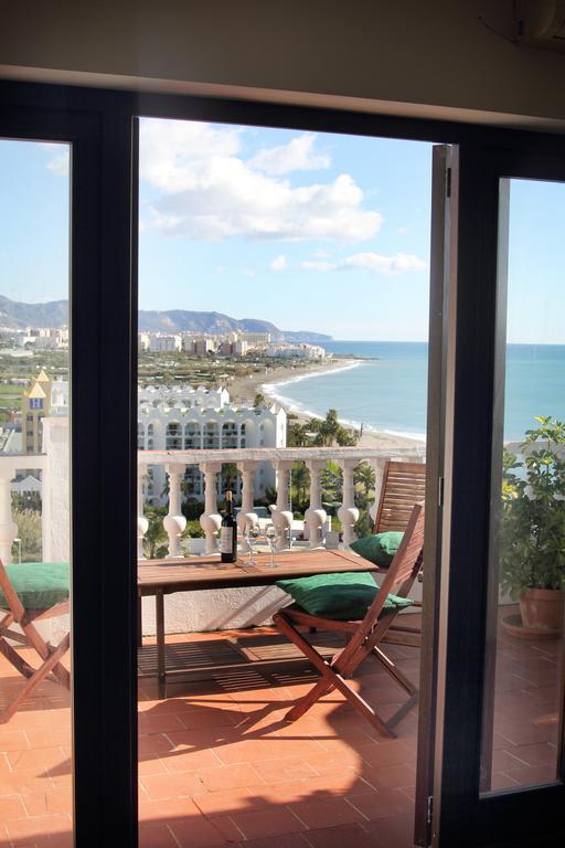 Hostal Avalon Nerja Ngoại thất bức ảnh