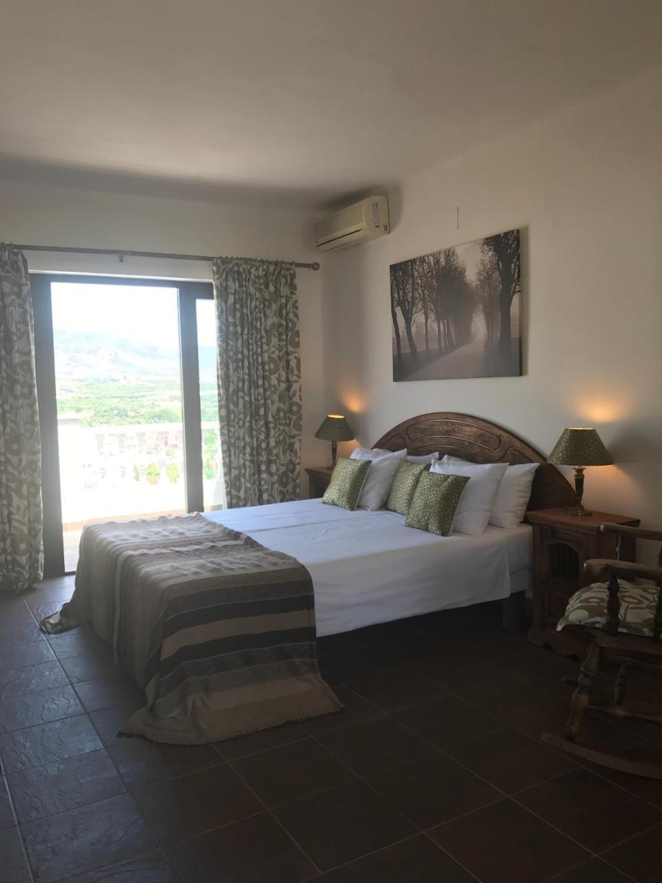 Hostal Avalon Nerja Ngoại thất bức ảnh